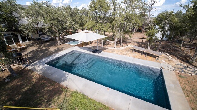 Building Photo - Extravagant 5 Star Vacation Home - Your Private Retreat in Hill Country, Wimberley Texas