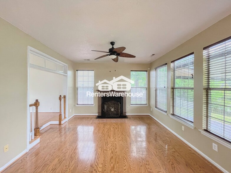 Building Photo - 601 Whisper Walk