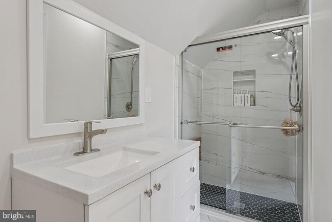 Building Photo - 606 Brockman Ct