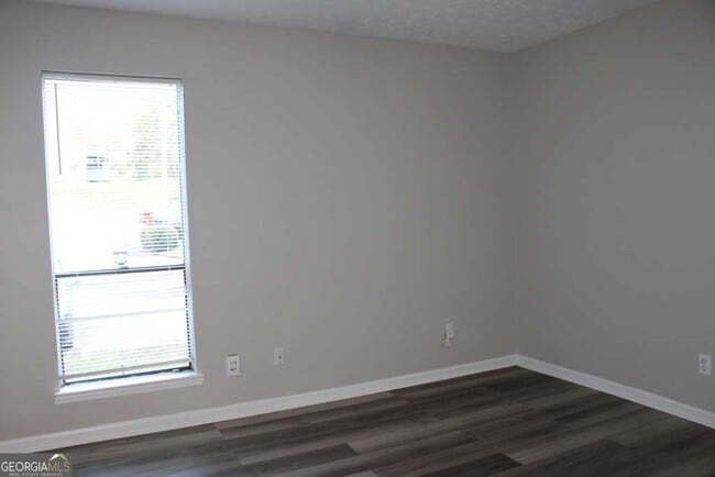 Building Photo - 1010 Mariners Ct