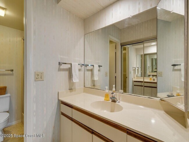 Building Photo - 27 Plantation Dr