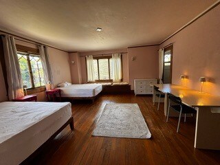 Large double bedroom from entry door - 2615 Parker St