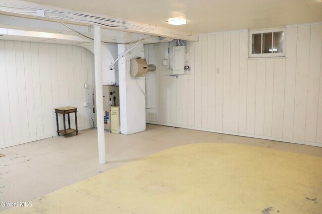 Building Photo - 647 New Scotland Ave