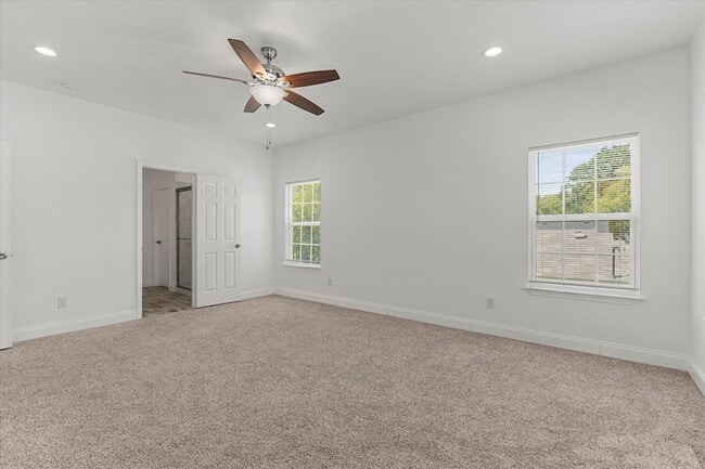 Building Photo - 3045 Barling St