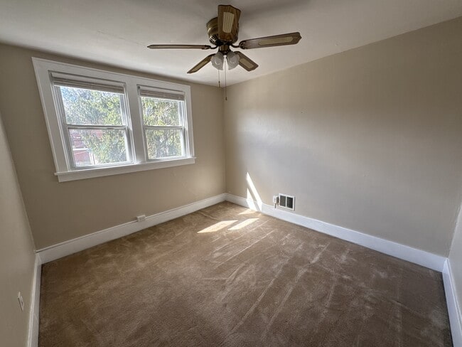 Building Photo - 1644 McFarland Rd