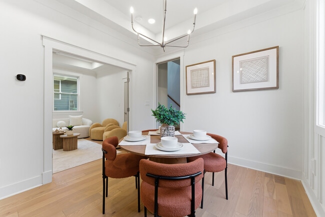 Building Photo - 205 Whitefoord Ave NE