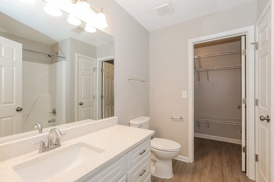 Building Photo - 715 Heritage Ridge Dr