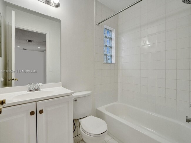 Building Photo - 3745 Piccadilly St