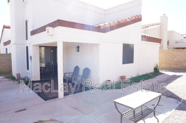 Building Photo - 4024 E Hiddenview Dr