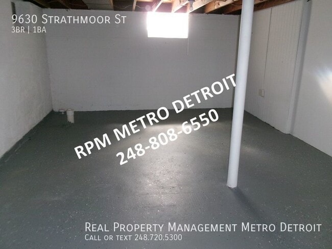 Building Photo - 3-BEDROOM BUNGALOW IN DETROIT.