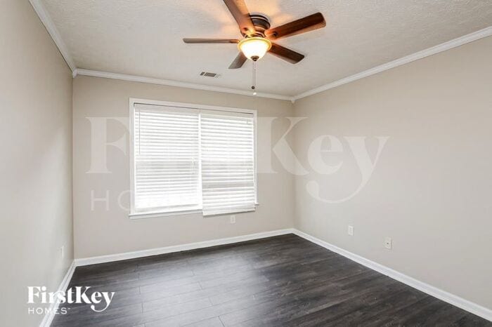 Building Photo - 5651 Skylar Creek Ln NE