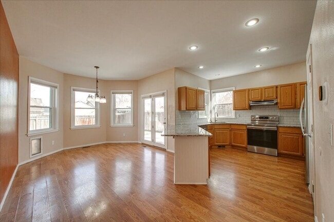 Building Photo - Stylish & Spacious Home in Meridian