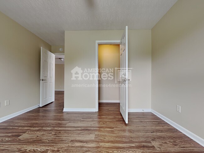 Building Photo - 5256 Crested Owl Court
