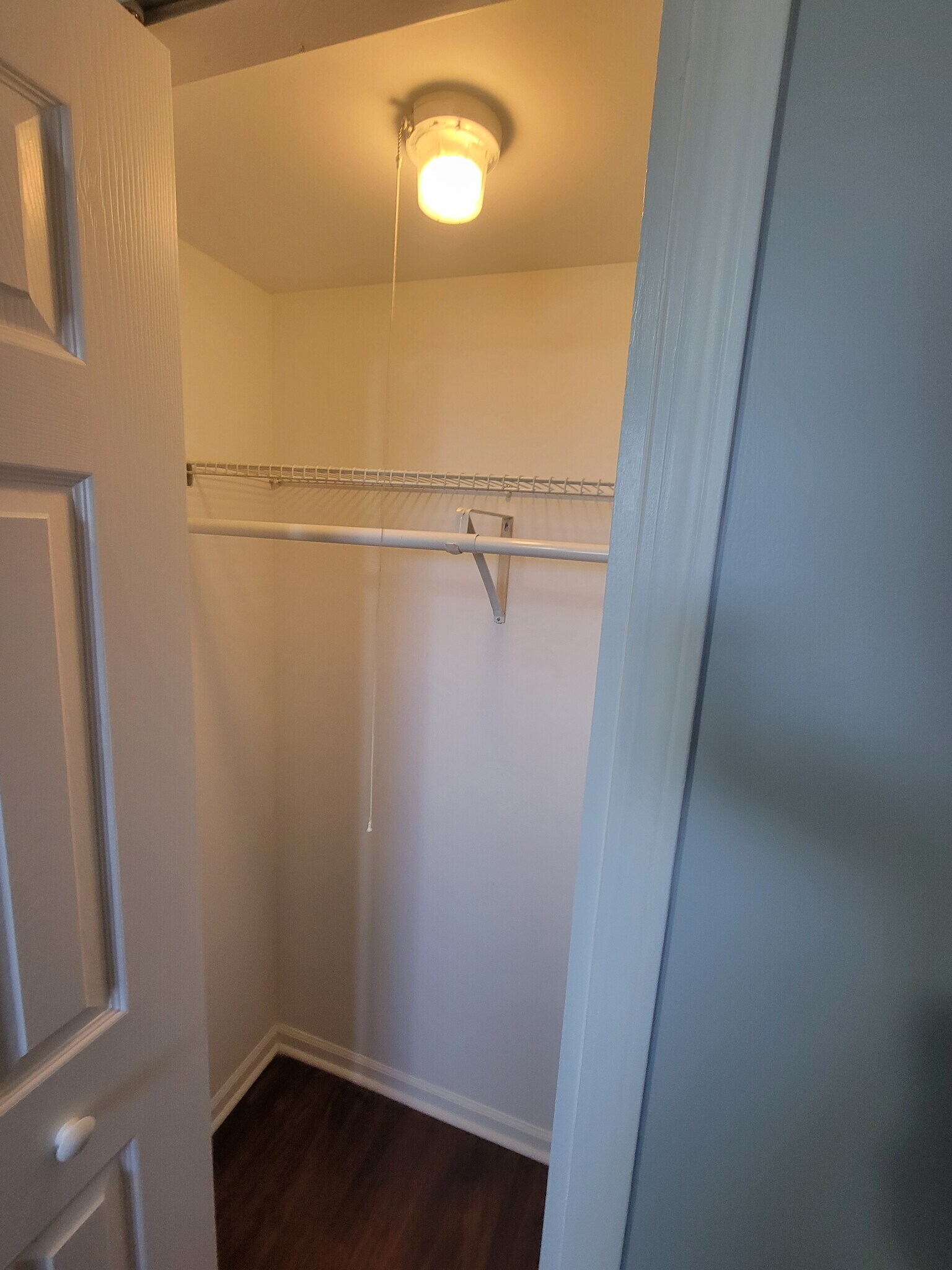 Building Photo - 22005 Balmoral Dr