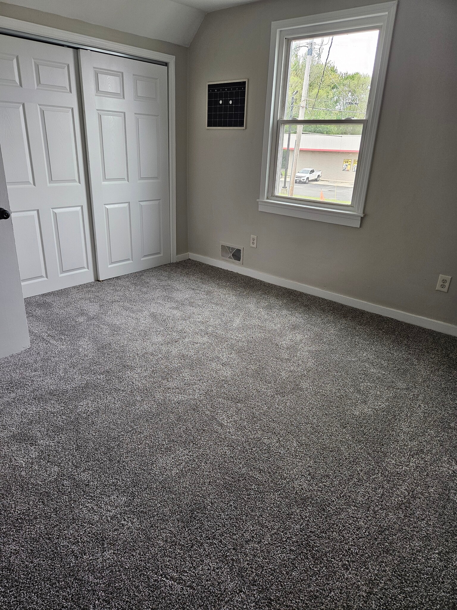 Upstairs North Bedroom - 929 Tiffin Ave