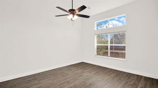 Building Photo - 641 Fort Thomas Pl