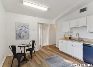 Building Photo - 4001 Colonial Sun Dr