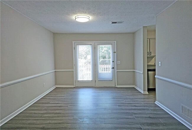 Building Photo - 434 High Creek Trce