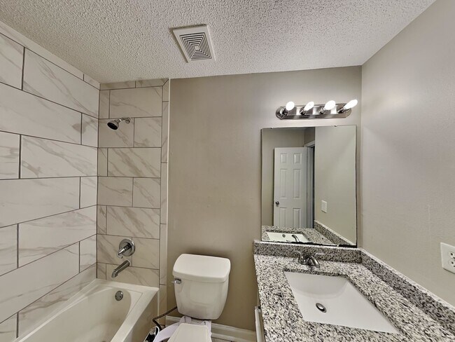 Building Photo - 5657 Wolf Pack Dr