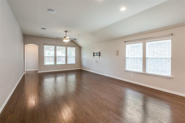 Building Photo - 3617 Roth Dr