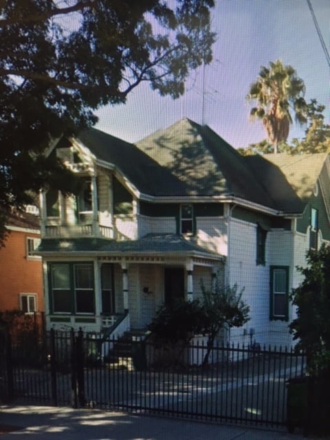 Primary Photo - 145 N 5th Street