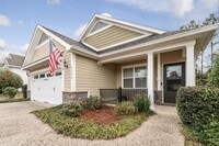 Building Photo - Captivating 3 bedroom house available for rent, wood floors, garage, screened porch renting for $...