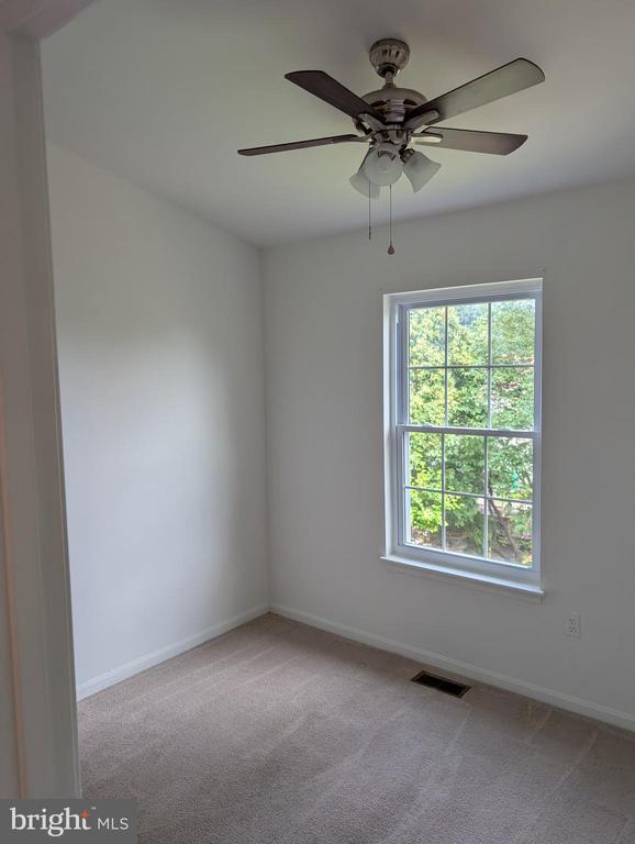 Building Photo - 10728 Castleton Way