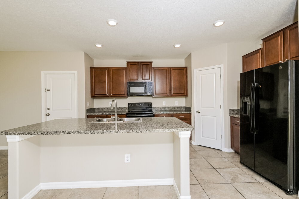 Building Photo - 7205 Ozello Trail Ave