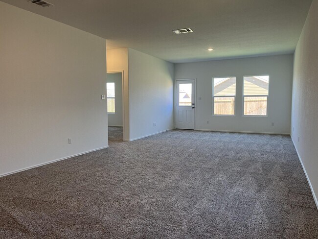 Building Photo - 312 Freshwater Dr