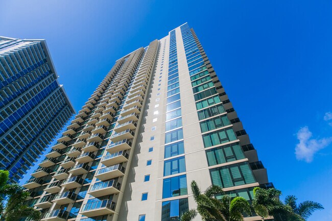 Building Photo - 1388 Kapiolani Blvd