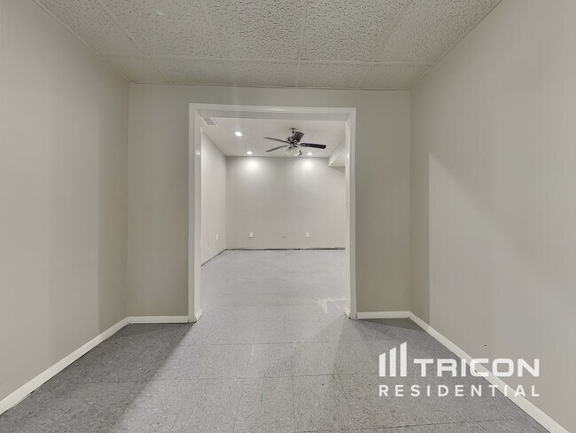 Building Photo - 1110 Karastan Court SW Marietta GA