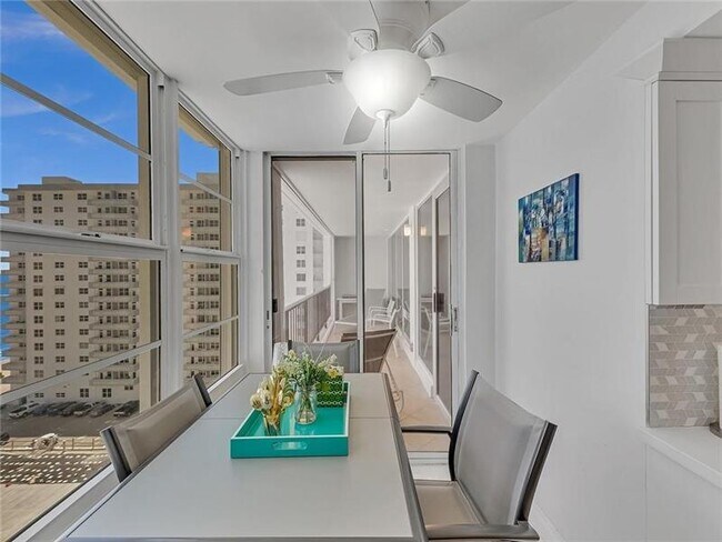 Building Photo - 4280 Galt Ocean Dr
