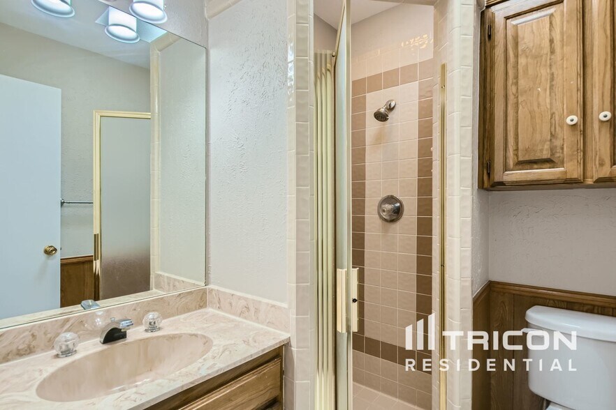 Building Photo - 4707 Vineyard Trail