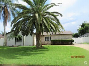 Building Photo - Cozy 3 Bedroom Port Orange Home with Fence...