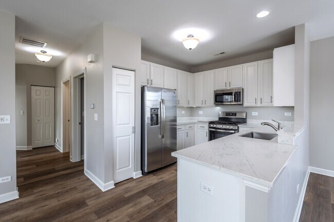 Building Photo - 2641 Loren Ln