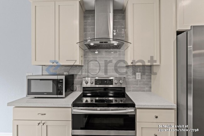 Building Photo - 18825 Sydney Cir