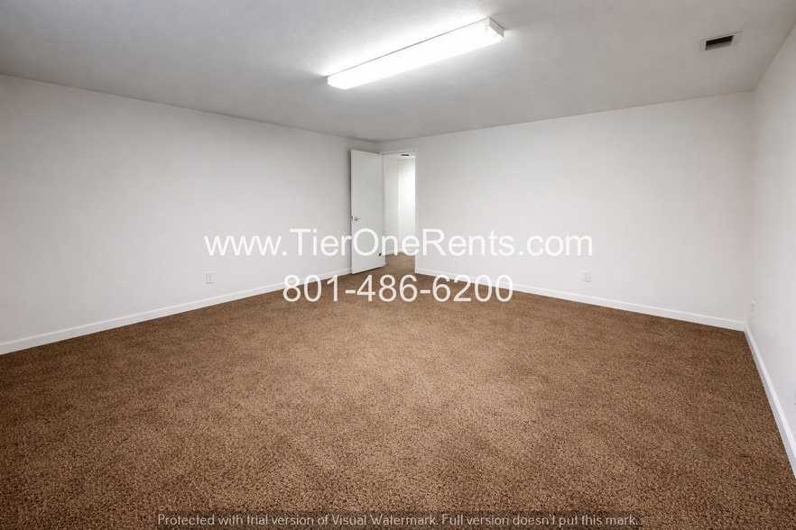 Building Photo - NO DEPOSIT option available for qualified renters with Obligo