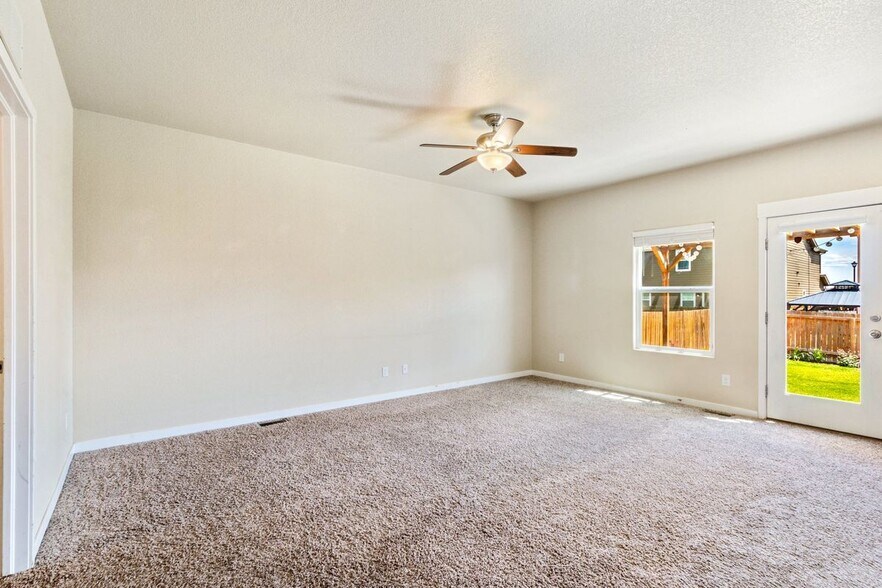 Building Photo - 10423 Abrams Dr