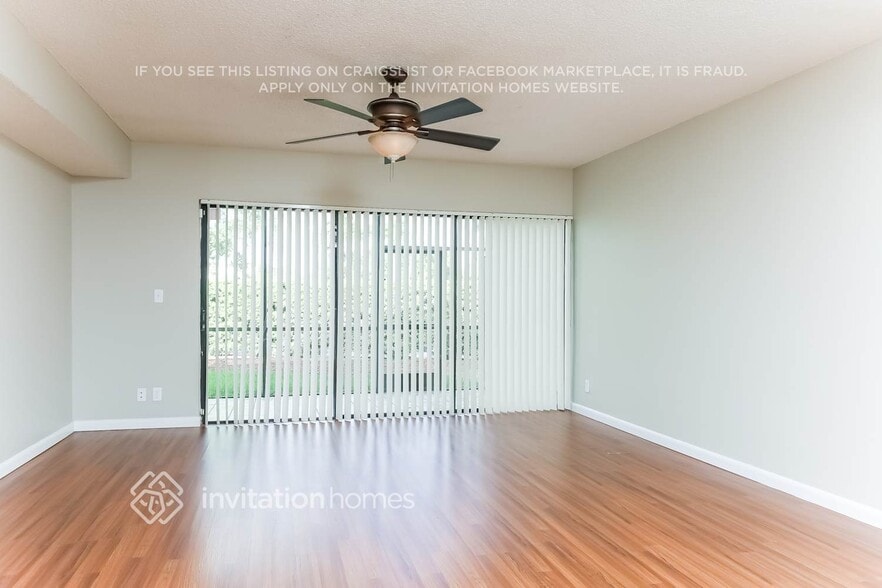 Building Photo - 4430 SW 70th Terrace