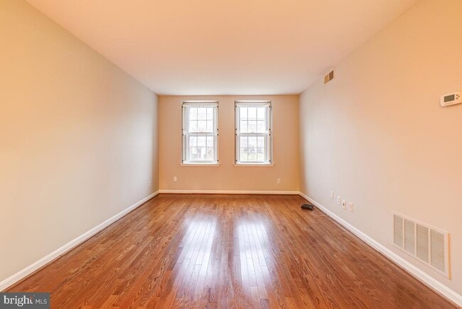 Building Photo - 3855 Rodman St NW