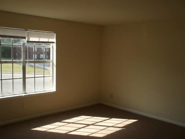 Interior Photo - Cottonwood Apartments