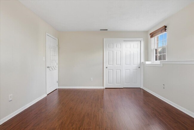 Building Photo - 360 Neponset St