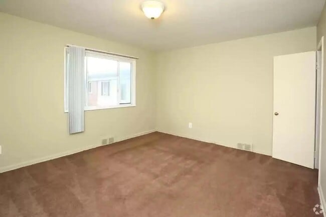 Building Photo - 23830 Schoolcraft Rd