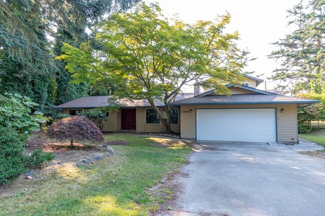 Building Photo - 3 Bed 3 Bath Home near West Beach