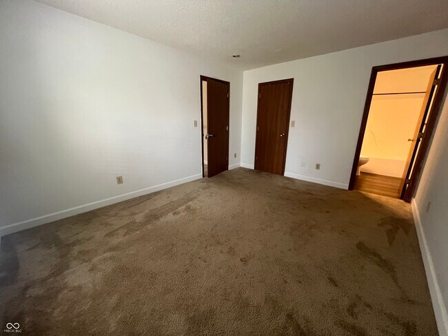 Building Photo - 2010 Twin Leaf Ct