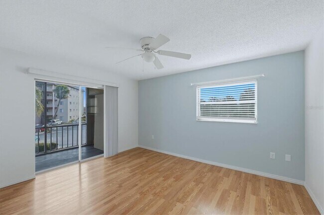 Building Photo - 4143 Heron Way