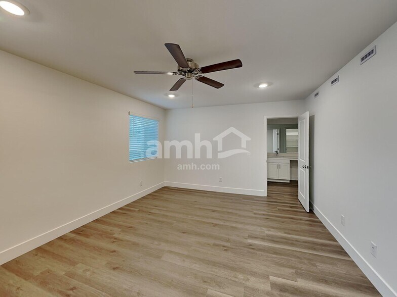 Building Photo - 5808 Fly Fisher St