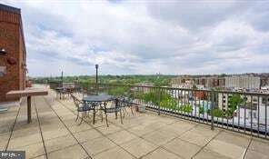 Building Photo - 1280 21st St NW