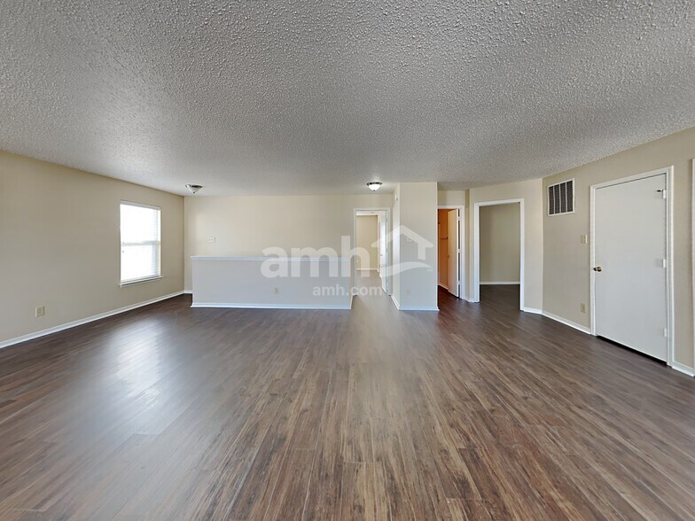 Building Photo - 6797 W Raleigh Dr