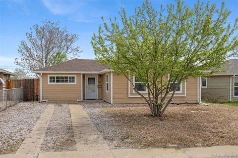 Building Photo - 4956 Umatilla St